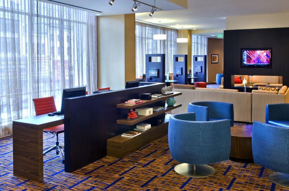 Отель Courtyard By Marriott Newark Downtown Экстерьер фото