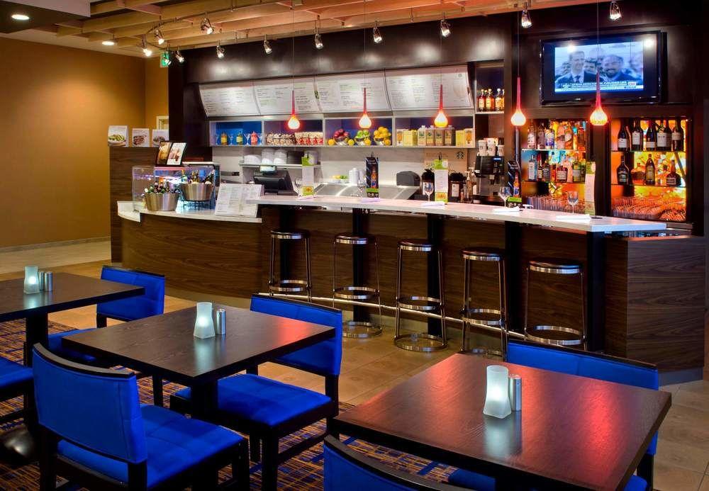 Отель Courtyard By Marriott Newark Downtown Экстерьер фото