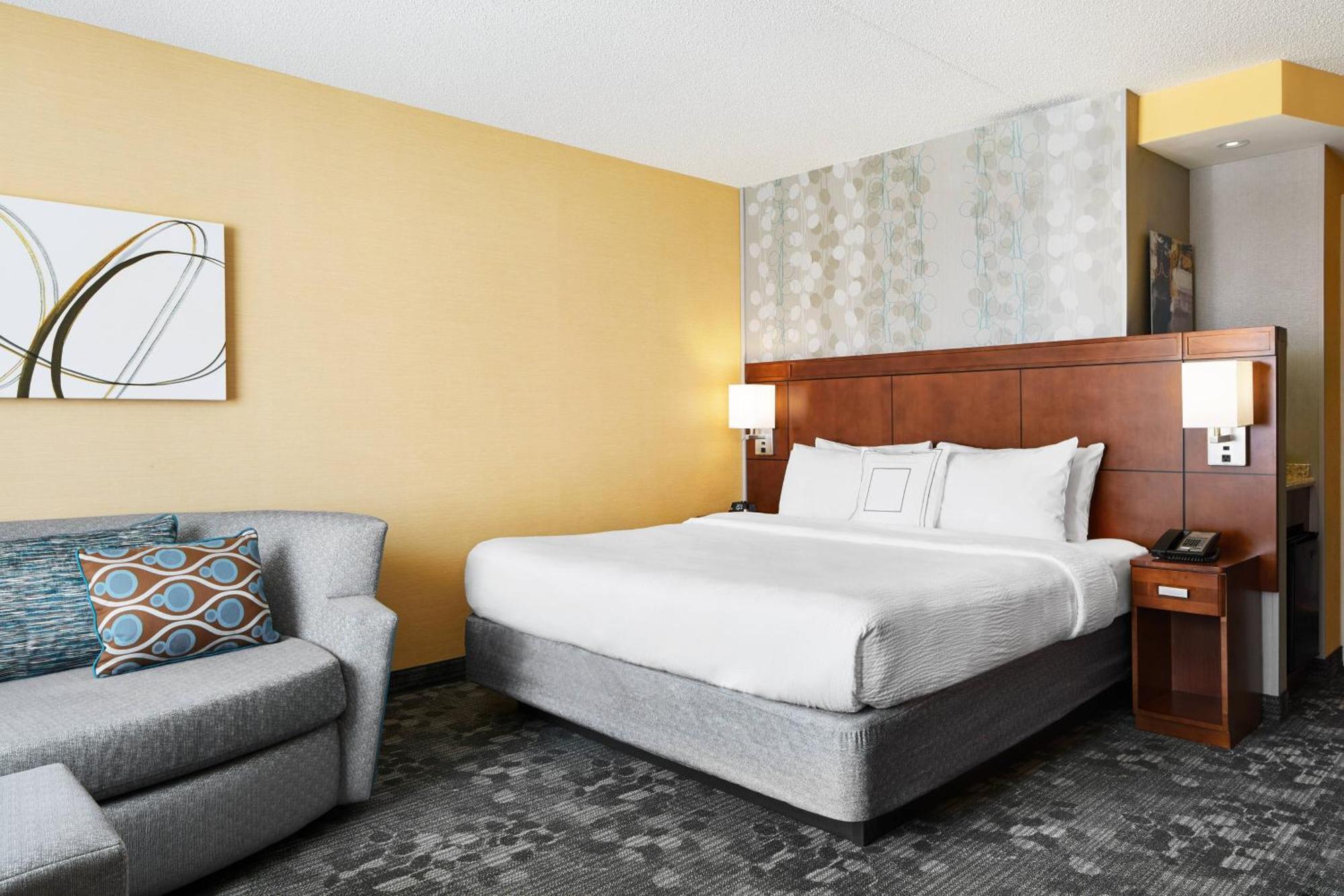 Отель Courtyard By Marriott Newark Downtown Экстерьер фото